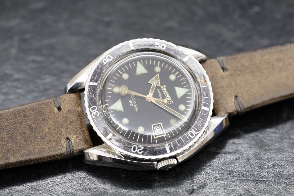 Eberhard & Co. Scafograf 200 Gilt Black dial Vintage Diver