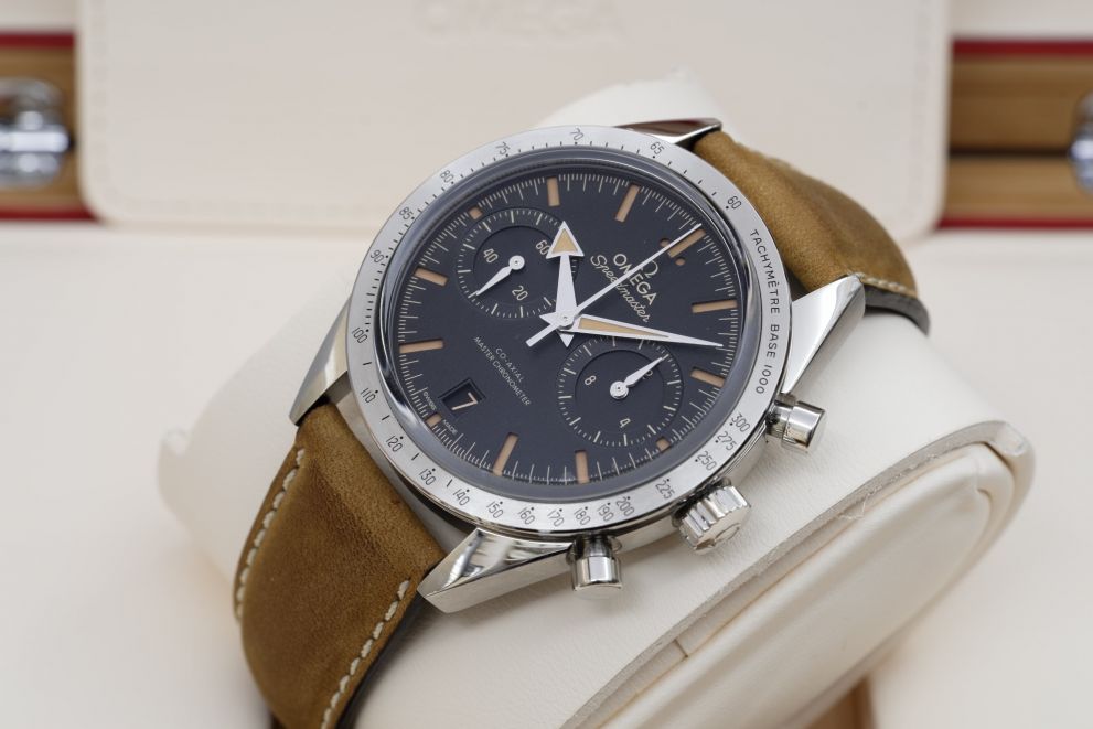 Omega Speedmaster '57 Co-Axial Master Chronometer 40,5mm Full set b/p Like mint