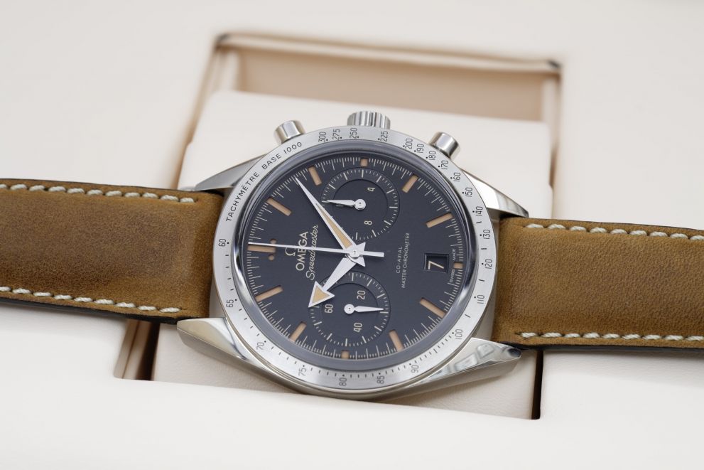 Omega Speedmaster '57 Co-Axial Master Chronometer 40,5mm Full set b/p Like mint