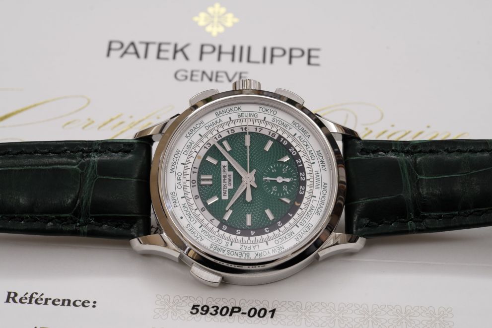 Patek Philippe World Time Flyback Chronograph Ref. 5930P Platinum green dial full set 2022