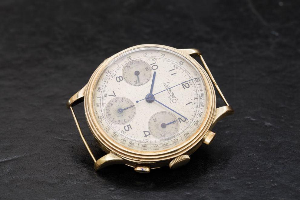 Eberhard & Co. Pre Extra-fort Three counters 39mm Yellow gold 18kt Original dial