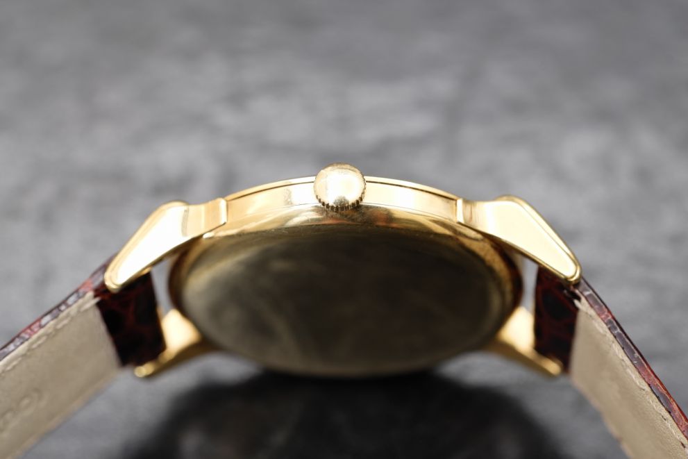 Vacheron & Constantin Ref. 4523 Vintage oversize Fancy lugs Yellow Gold 18kt - indelebile cal.p453