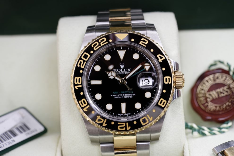 Rolex GMT-Master II Ref. 116713LN SS / Gold 18kt TAG b/p Full set