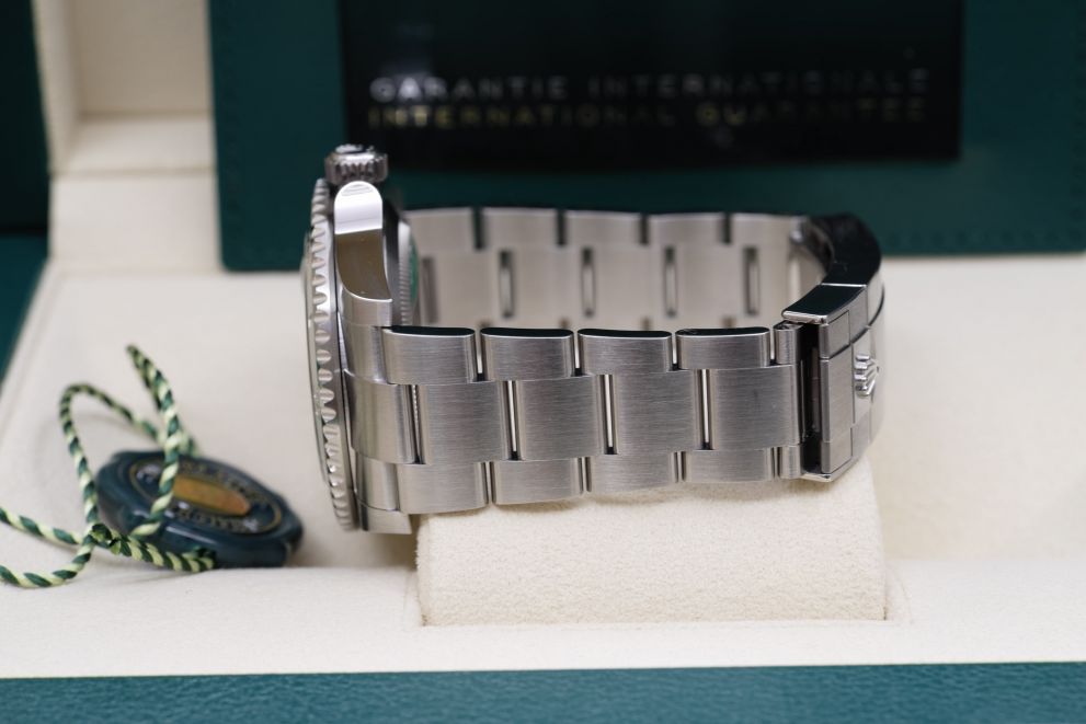 Rolex Submariner Date Ref. 126610LV "Starbucks" NEW Unworn full set