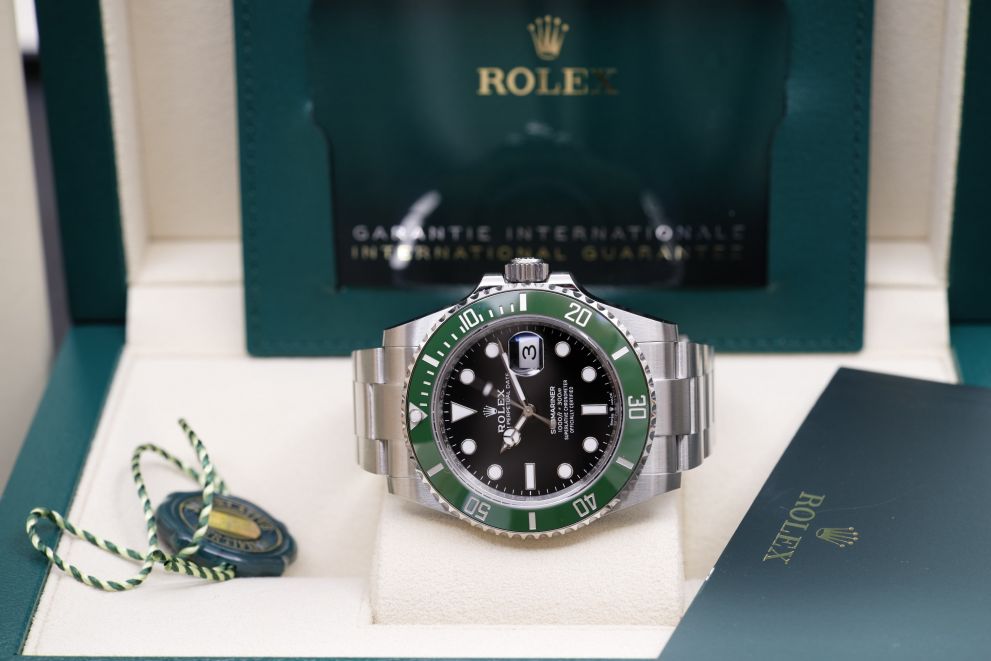 Rolex Submariner Date Ref. 126610LV "Starbucks" NEW Unworn full set