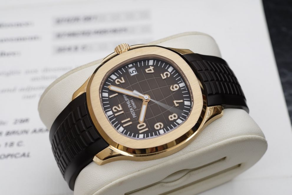 Patek Philippe Aquanaut jumbo rose gold 5167r full set b/p - 2013 top conditions