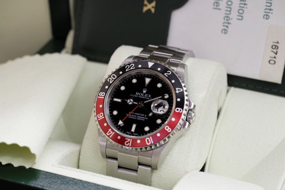 Rolex GMT-Master II "Coke" Ref. 16710 SEL No Holes F serie Full set b/p