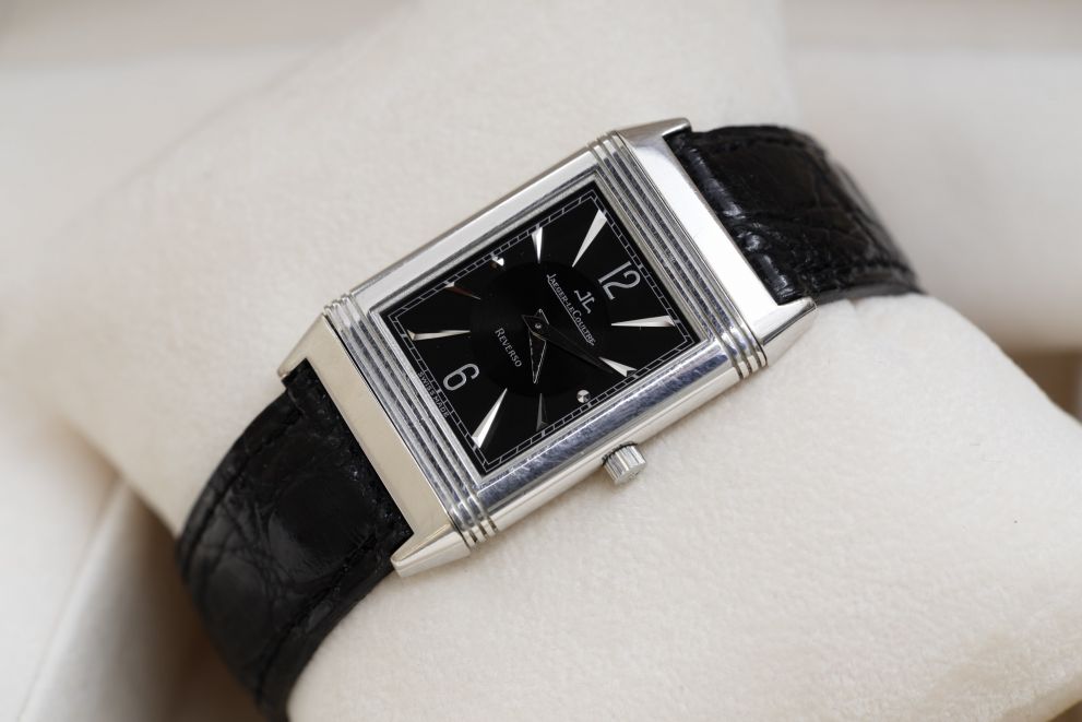 Jaeger-LeCoultre Reverso Classique White Gold 18kt Black Dial with box