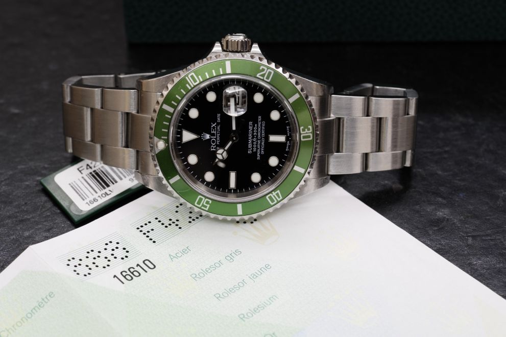 Rolex Submariner Date Ref. 16610LV "Fat Four" Full set F4