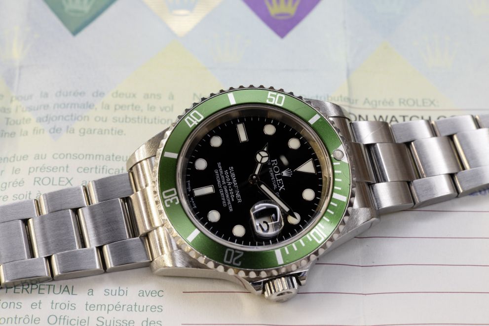 Rolex Submariner Date Ref. 16610LV "Fat Four" Full set F4