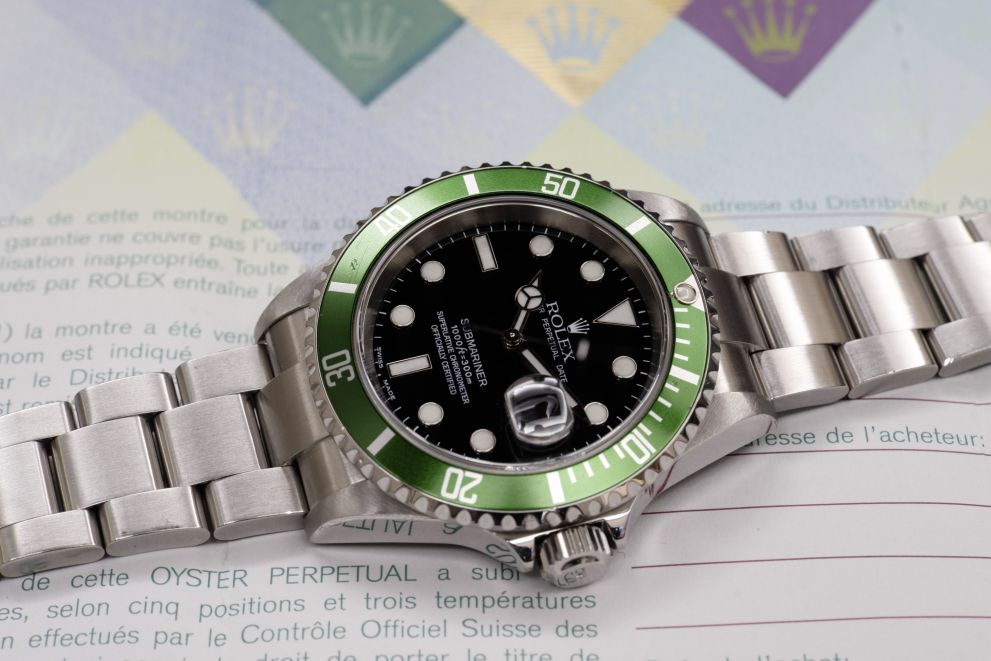 Rolex Submariner Date Ref. 16610LV "Fat four" F1 full set