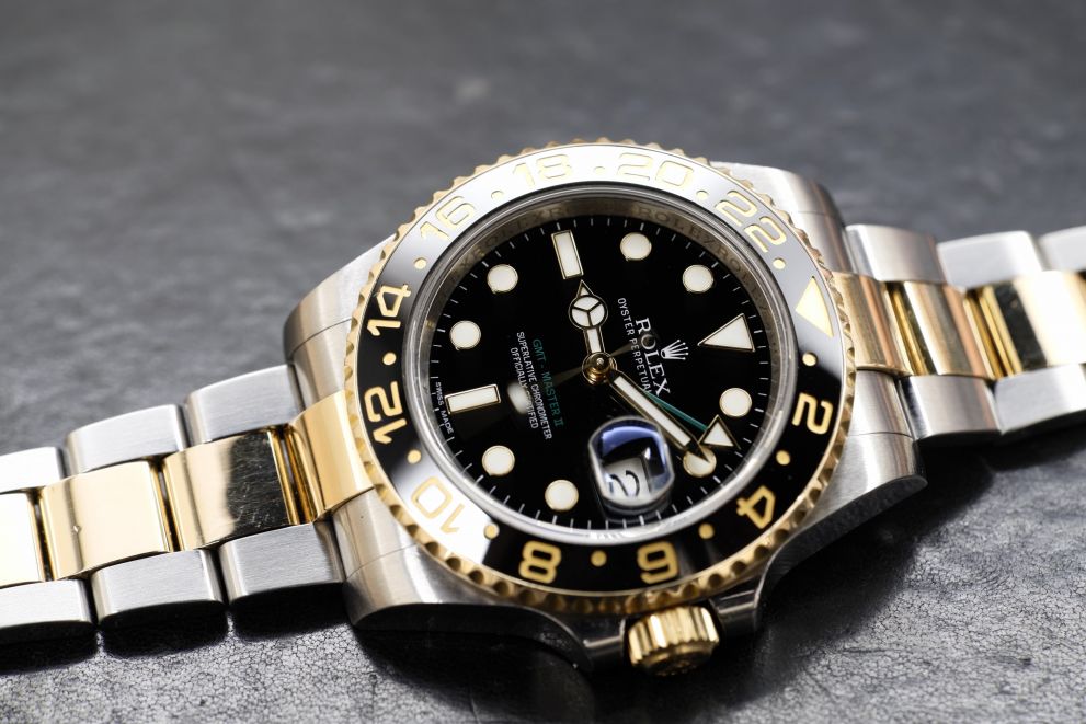 Rolex Gmt-Master II Ref. 116713LN Steel / Gold