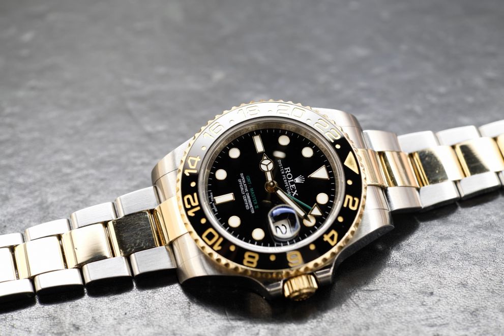 Rolex Gmt-Master II Ref. 116713LN Steel / Gold