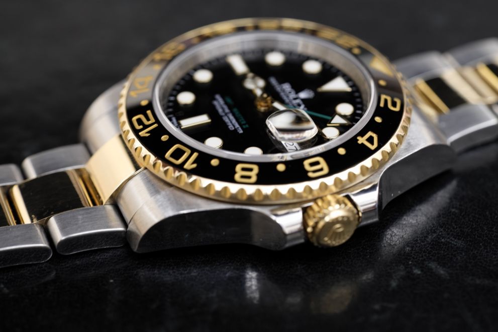 Rolex Gmt-Master II Ref. 116713LN Steel / Gold