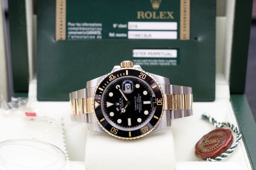 Rolex Submariner Date Ref. 116613LN SS / Gold Black Dial Full set